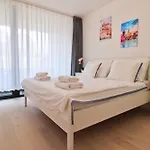 Apartmán Sunny In Smichov, 5 *